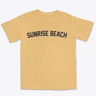 Sunrise Beach Missouri Classic Curve Premium Heavyweight T-shirt
