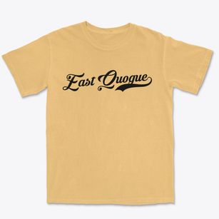 East Quogue New York Vintage Team Premium Heavyweight T-shirt