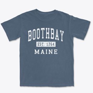 Boothbay Maine Classic Established Premium Heavyweight T-shirt