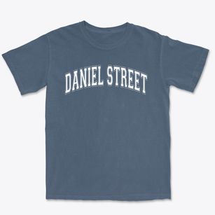 Daniel Street Elementary School Varsity Arch Premium Heavyweight T-shirt