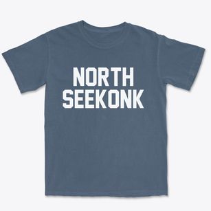 North Seekonk Massachusetts Classic Block Premium Heavyweight T-shirt