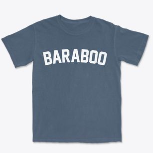 Baraboo Wisconsin Classic Curve Premium Heavyweight T-shirt