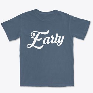 Early Iowa Vintage Team Premium Heavyweight T-shirt