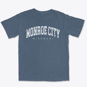 Monroe City Missouri Urban Vibe Premium Heavyweight T-shirt