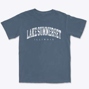 Lake Summerset Illinois Urban Vibe Premium Heavyweight T-shirt