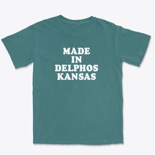 Delphos Kansas Classic 70s Premium Heavyweight T-shirt