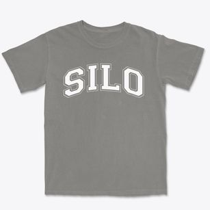 Silo High School Varsity Arch Premium Heavyweight T-shirt