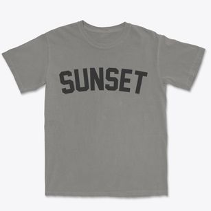 Sunset Arkansas Classic Curve Premium Heavyweight T-shirt