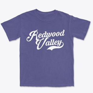 Redwood Valley California Vintage Team Premium Heavyweight T-shirt