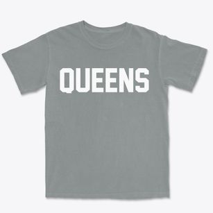 Queens New York Classic Block Premium Heavyweight T-shirt
