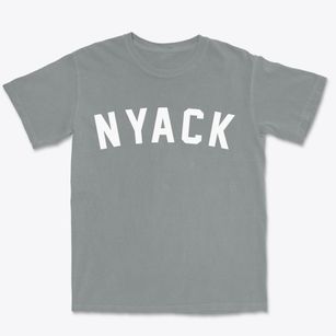 Nyack New York Classic Curve Premium Heavyweight T-shirt
