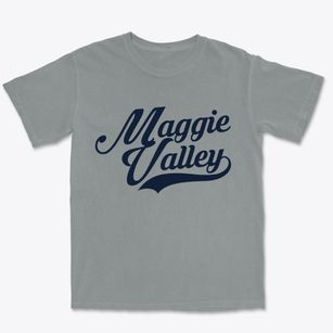 Maggie Valley North Carolina Vintage Team Premium Heavyweight T-shirt