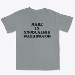 Snoqualmie Washington Classic 70s Premium Heavyweight T-shirt