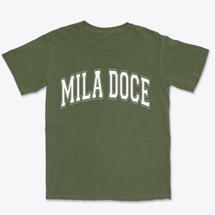 Mila Doce Texas Varsity Premium Heavyweight T-shirt