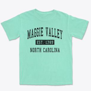 Maggie Valley North Carolina Classic Established Premium Heavyweight T-shirt