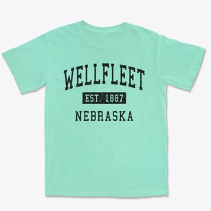 Wellfleet Nebraska Classic Established Premium Heavyweight T-shirt