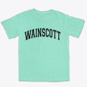 Wainscott New York Varsity Premium Heavyweight T-shirt