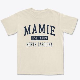 Mamie North Carolina Classic Established Premium Heavyweight T-shirt