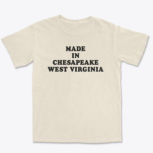 Chesapeake West Virginia Classic 70s Premium Heavyweight T-shirt