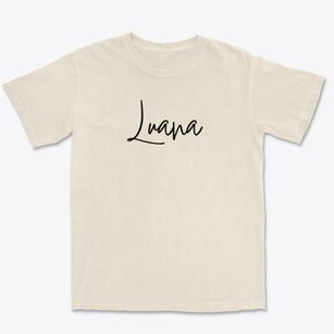 Luana Iowa Freestyle Premium Heavyweight T-shirt