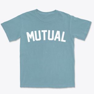 Mutual Ohio Classic Curve Premium Heavyweight T-shirt