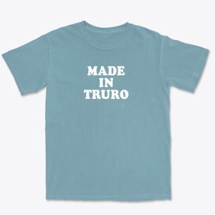 Truro Massachusetts Classic 70s Premium Heavyweight T-shirt