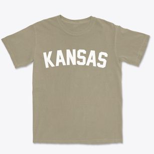 Kansas Oklahoma Classic Curve Premium Heavyweight T-shirt