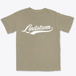 Lindstrom Minnesota Vintage Team Premium Heavyweight T-shirt