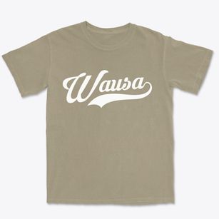 Wausa Nebraska Vintage Team Premium Heavyweight T-shirt
