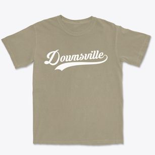 Downsville Maryland Vintage Team Premium Heavyweight T-shirt