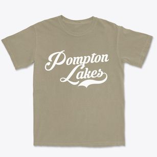 Pompton Lakes New Jersey Vintage Team Premium Heavyweight T-shirt
