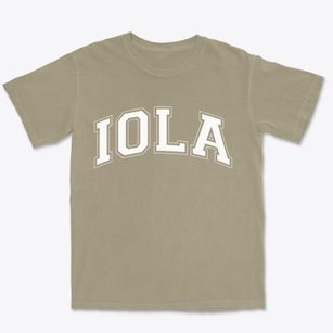 Iola Illinois Varsity Premium Heavyweight T-shirt