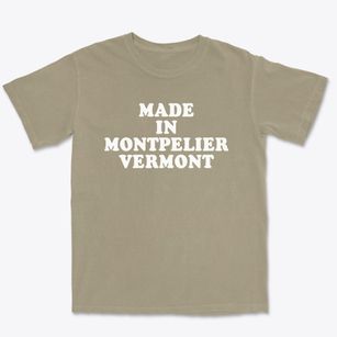 Montpelier Vermont Classic 70s Premium Heavyweight T-shirt