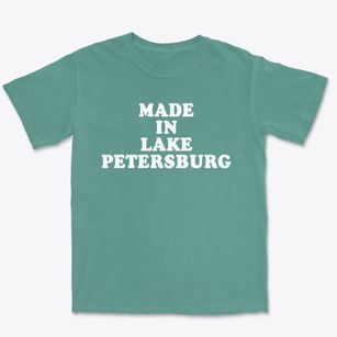 Lake Petersburg Illinois Classic 70s Premium Heavyweight T-shirt