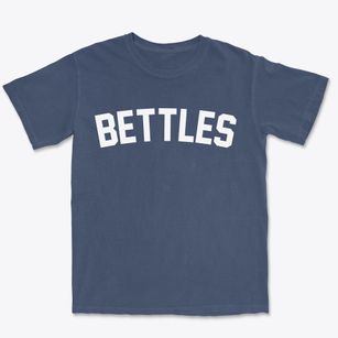 Bettles Alaska Classic Curve Premium Heavyweight T-shirt