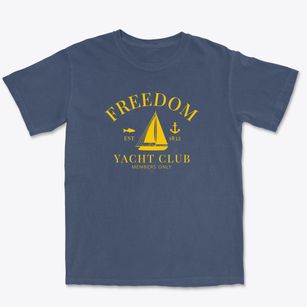 Freedom Pennsylvania Yacht Club Premium Heavyweight T-shirt