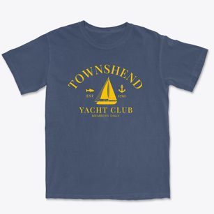 Townshend Vermont Yacht Club Premium Heavyweight T-shirt