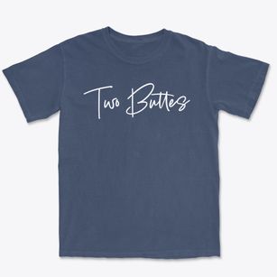 Two Buttes Colorado Freestyle Premium Heavyweight T-shirt