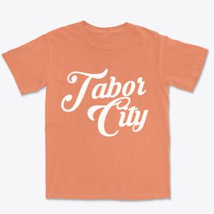 Tabor City North Carolina Vintage Team Premium Heavyweight T-shirt
