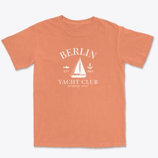 Berlin Maryland Yacht Club Premium Heavyweight T-shirt
