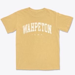 Wahpeton Iowa Urban Vibe Premium Heavyweight T-shirt
