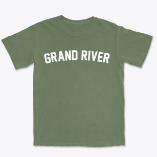 Grand River Iowa Classic Curve Premium Heavyweight T-shirt