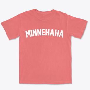 Minnehaha Washington Classic Curve Premium Heavyweight T-shirt