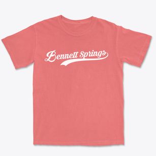 Bennett Springs Missouri Vintage Team Premium Heavyweight T-shirt