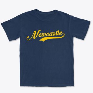 Newcastle Nebraska Vintage Team Premium Heavyweight T-shirt