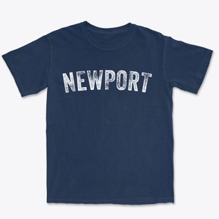 Newport Tennessee Timeless Retro Premium Heavyweight T-shirt