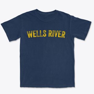 Wells River Vermont Timeless Retro Premium Heavyweight T-shirt