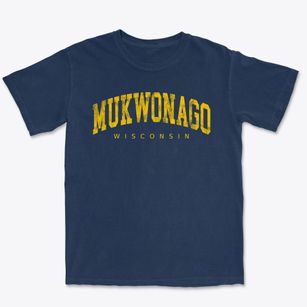 Mukwonago Wisconsin Urban Vibe Premium Heavyweight T-shirt