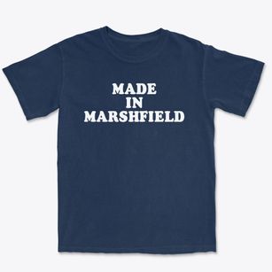 Marshfield Massachusetts Classic 70s Premium Heavyweight T-shirt