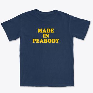 Peabody Massachusetts Classic 70s Premium Heavyweight T-shirt